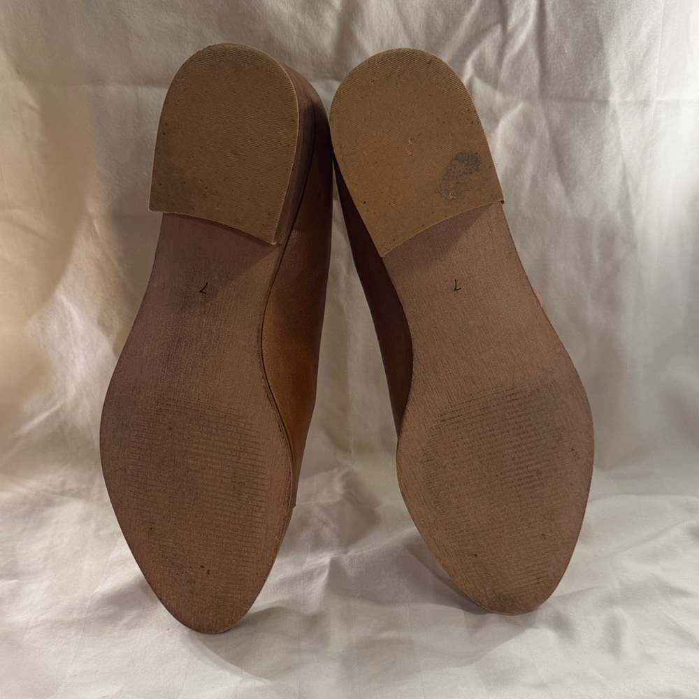 Women's Tan Leather Cutout Slip-On Loafer — Versatile Everyday Flat - Picture 4 of 4